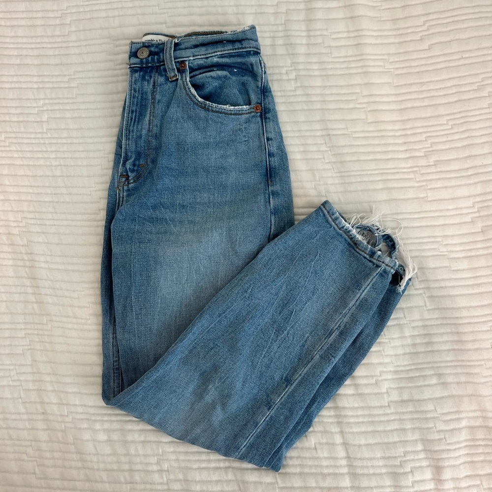 Abercrombie & Fitch Ankle Straight Jeans